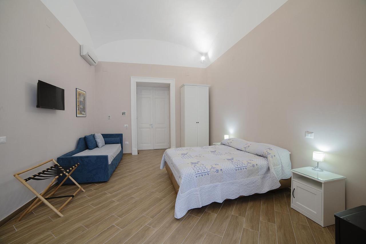 B&B Galleria Principe Di Napoli Exterior photo